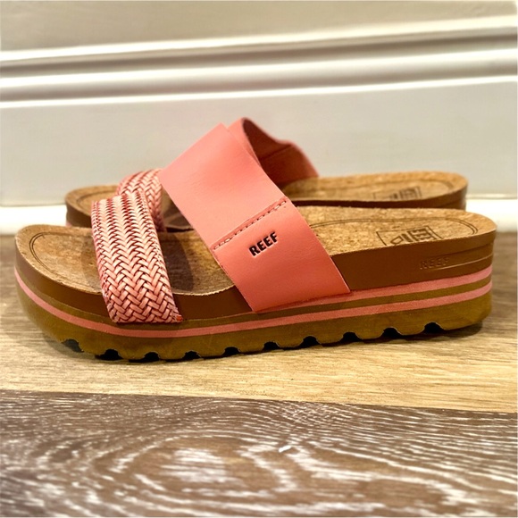 REEF Cushion Vista Hi Comfort Platform Sandal - Picture 6 of 10